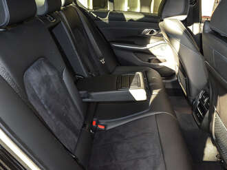 BMW 320d (Bild 3/13)