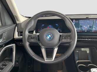 BMW iX1 xDrive30 (Bild 3/17)