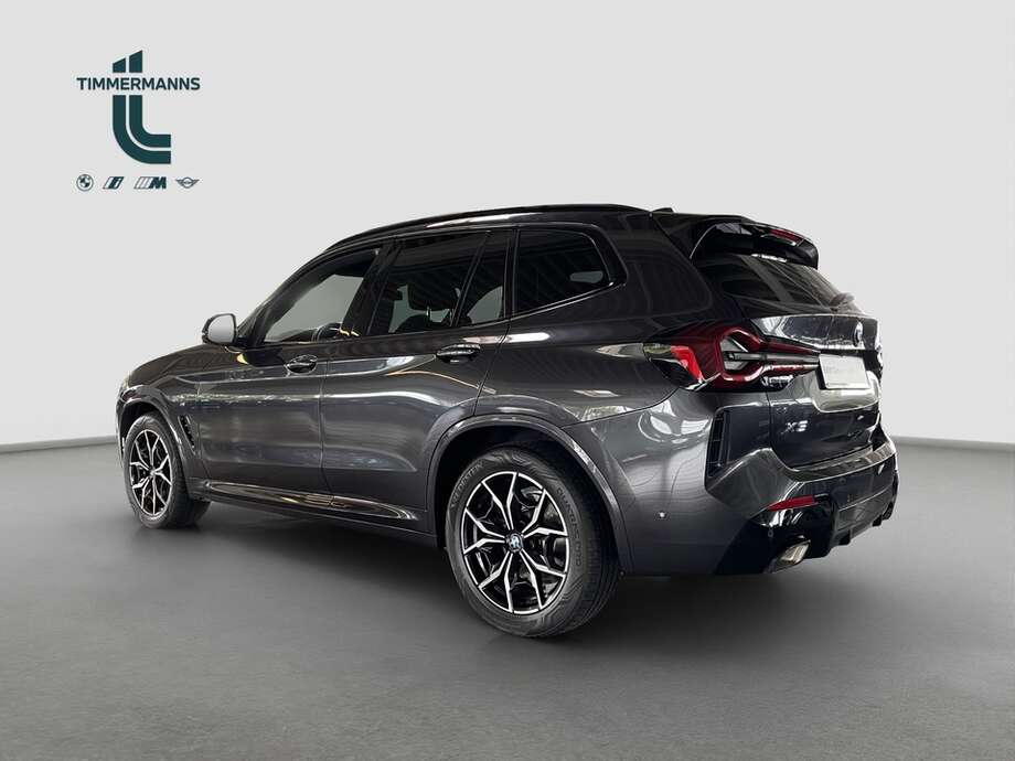 BMW X3 (Bild 8/16)