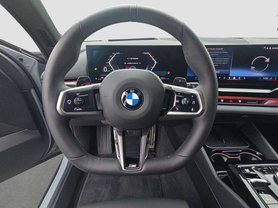 BMW 520 (Bild 13/20)