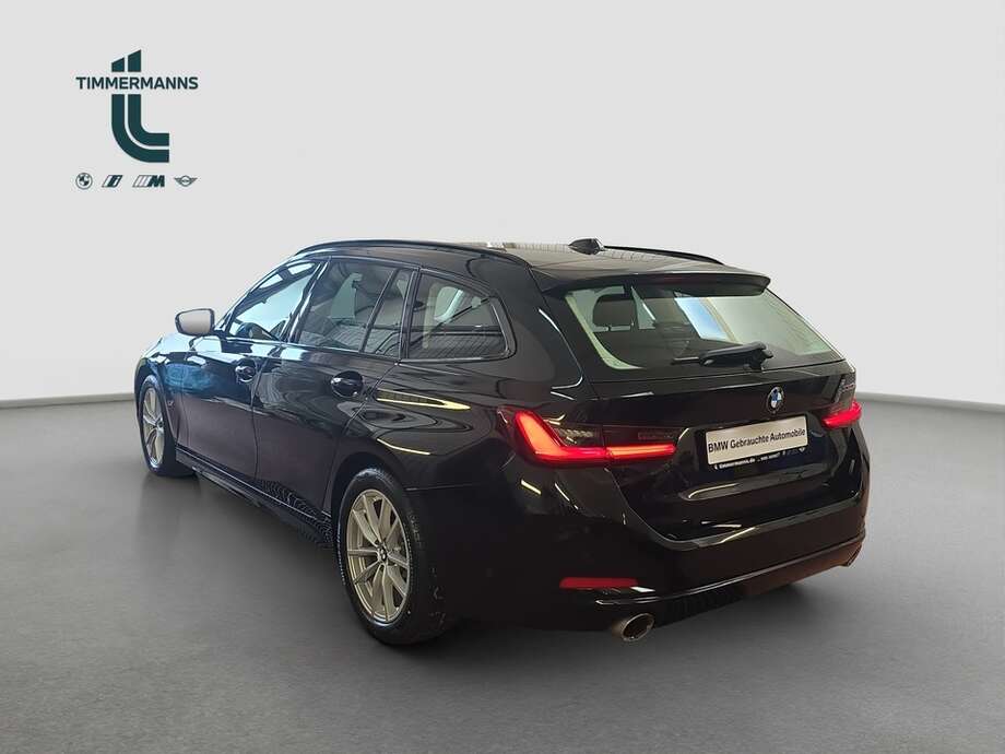 BMW 330 (Bild 5/21)