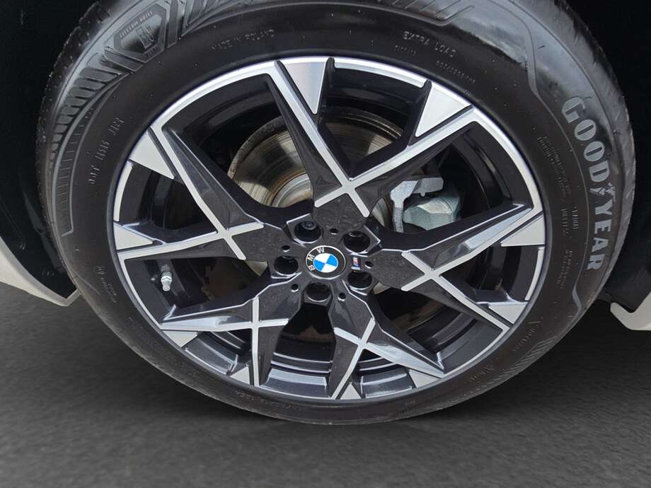 BMW X3 (Bild 9/19)
