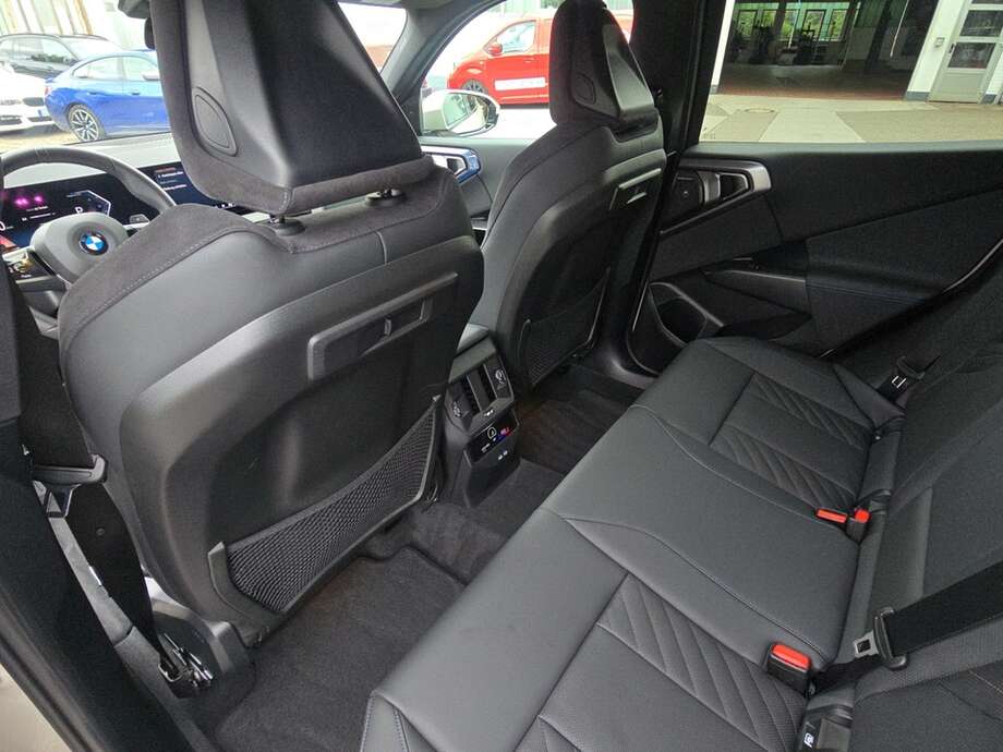 BMW X3 (Bild 16/19)
