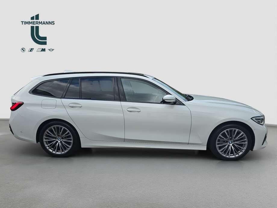 BMW 330d xDrive (Bild 16/19)