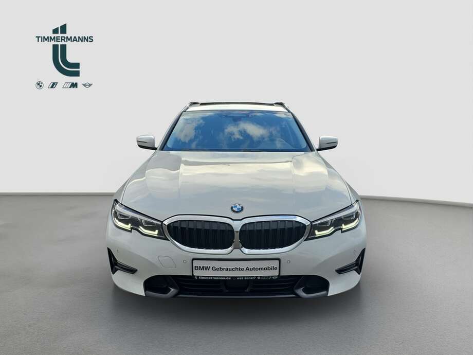 BMW 330d xDrive (Bild 18/19)