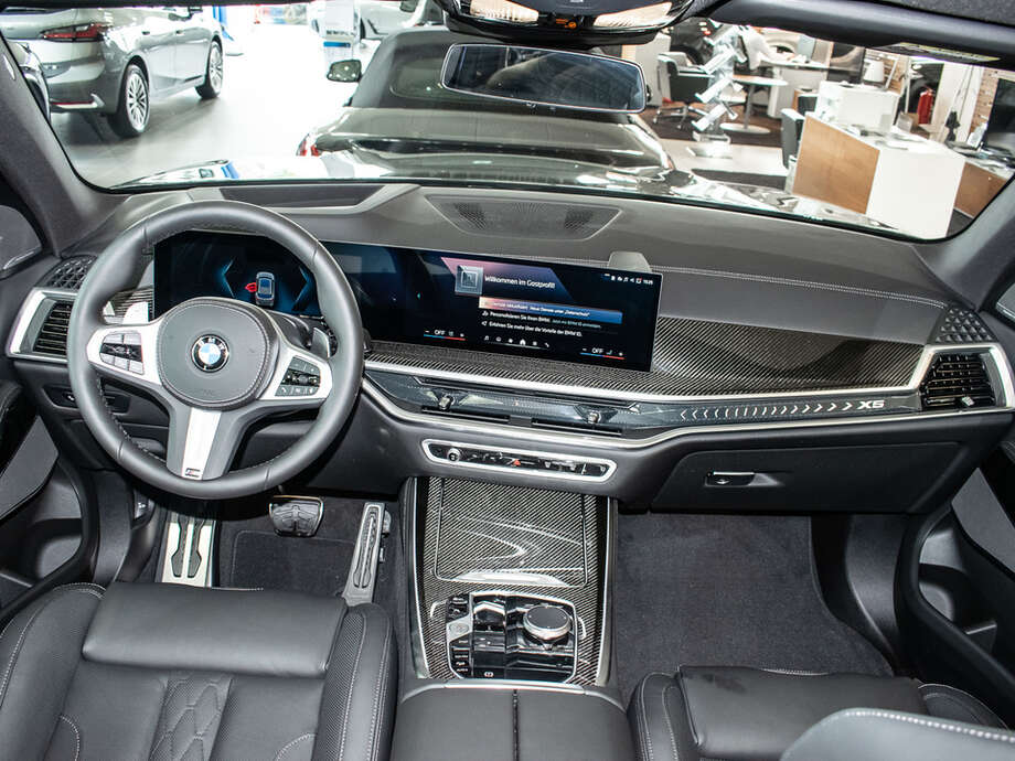 BMW X5 (Bild 14/17)