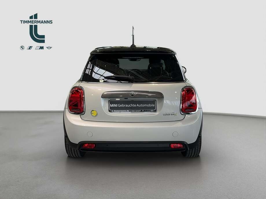 MINI Cooper SE (Bild 17/22)