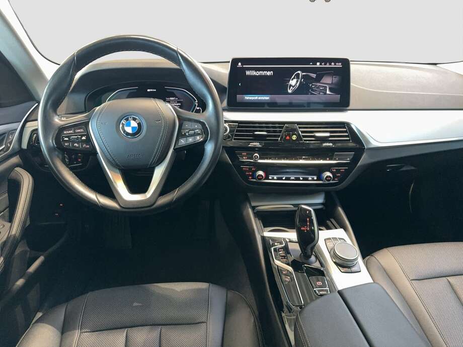 BMW 530e xDrive Touring (Bild 5/20)