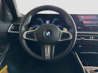 BMW 320d (Bild 3/18)