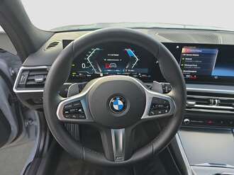 BMW 320d (Bild 2/19)