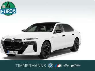BMW M760 (Bild 1/5)