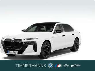 BMW M760 (Bild 1/6)