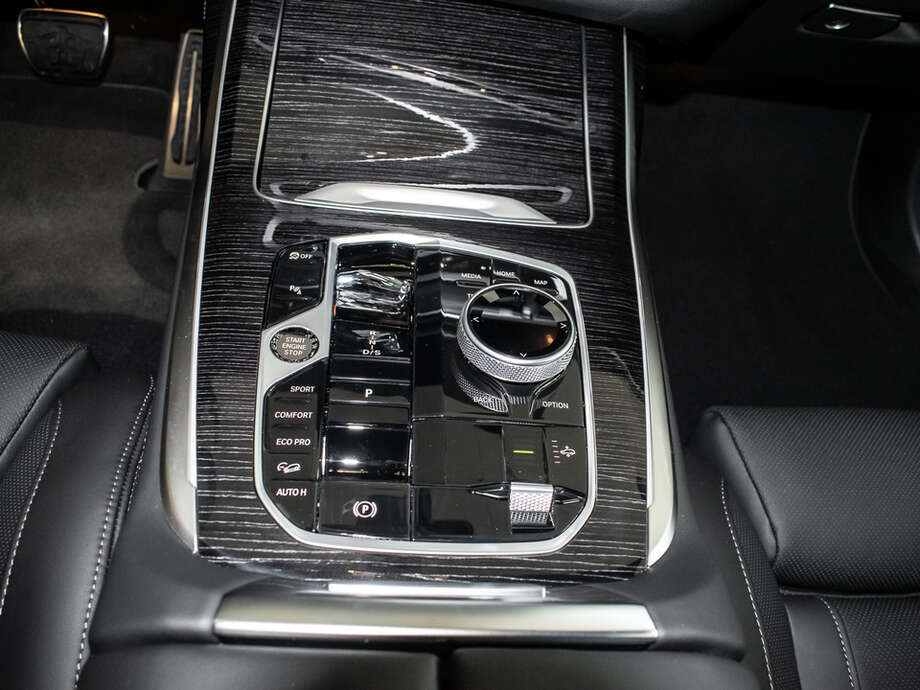 BMW X7 xDrive40d (Bild 2/19)