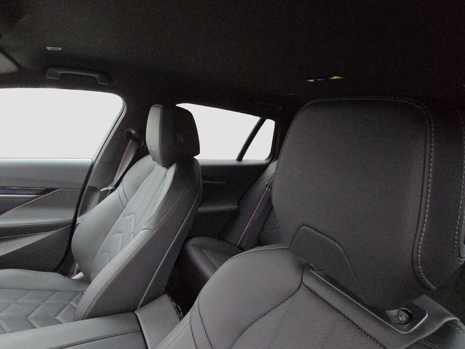 BMW 520 (Bild 11/19)