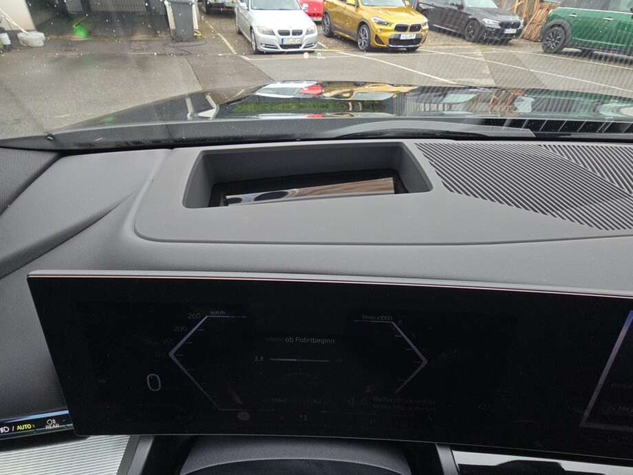 BMW 520 (Bild 18/19)