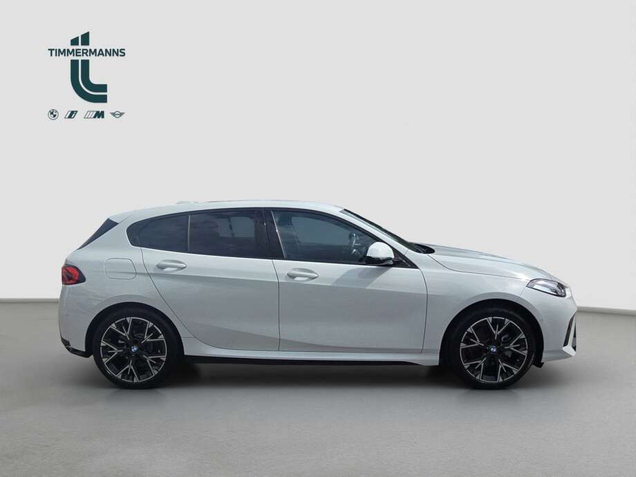 BMW 116 (Bild 6/17)