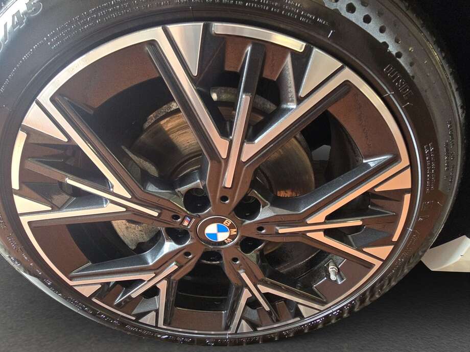 BMW 116 (Bild 9/17)