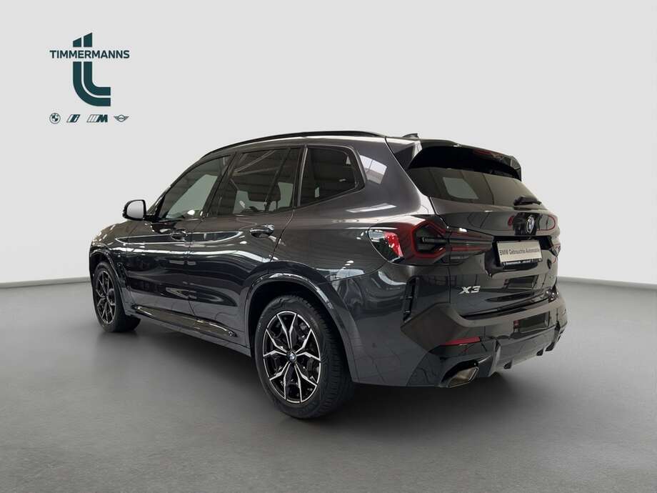 BMW X3 (Bild 12/18)