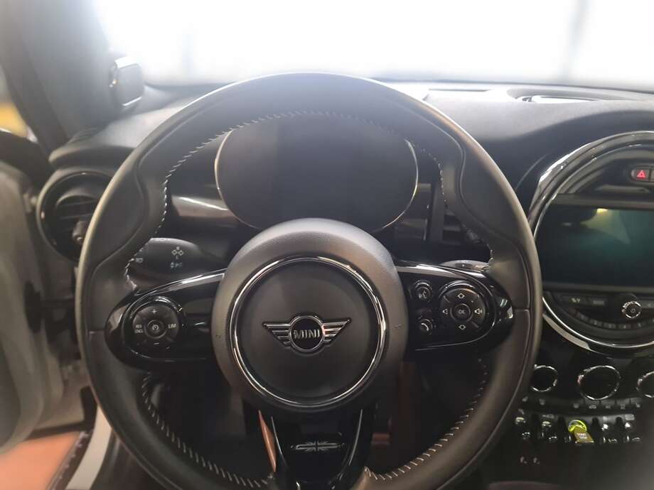 MINI Cooper SE (Bild 12/24)