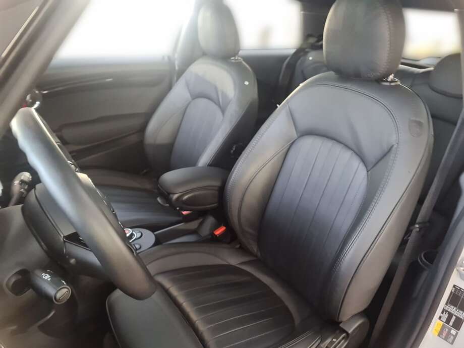 MINI Cooper SE (Bild 14/24)