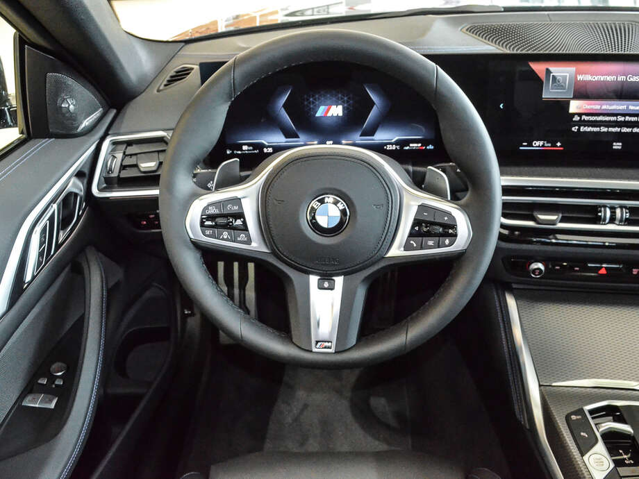 BMW M440 (Bild 14/16)