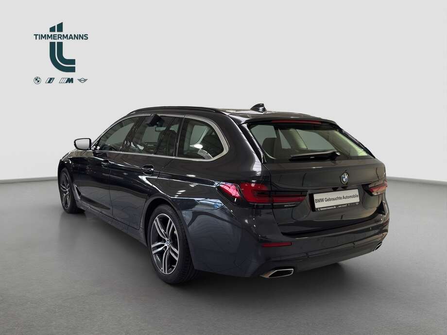 BMW 520d xDrive (Bild 12/18)