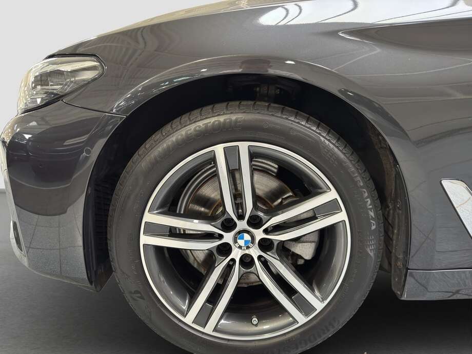 BMW 520d xDrive (Bild 18/18)