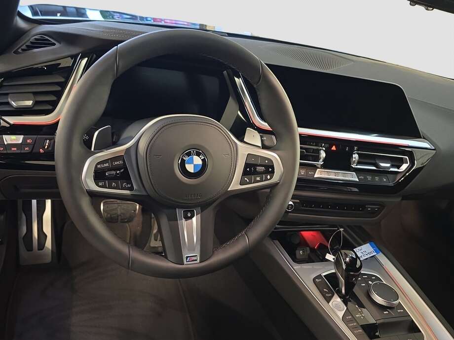 BMW Z4 (Bild 14/18)