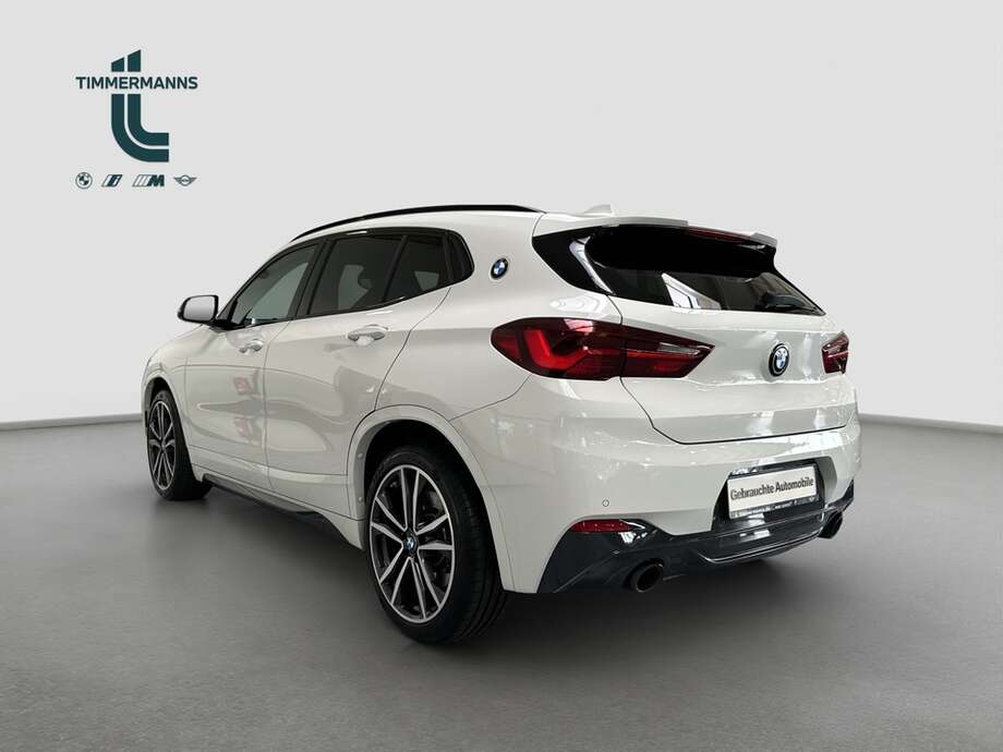 BMW X2 (Bild 12/18)