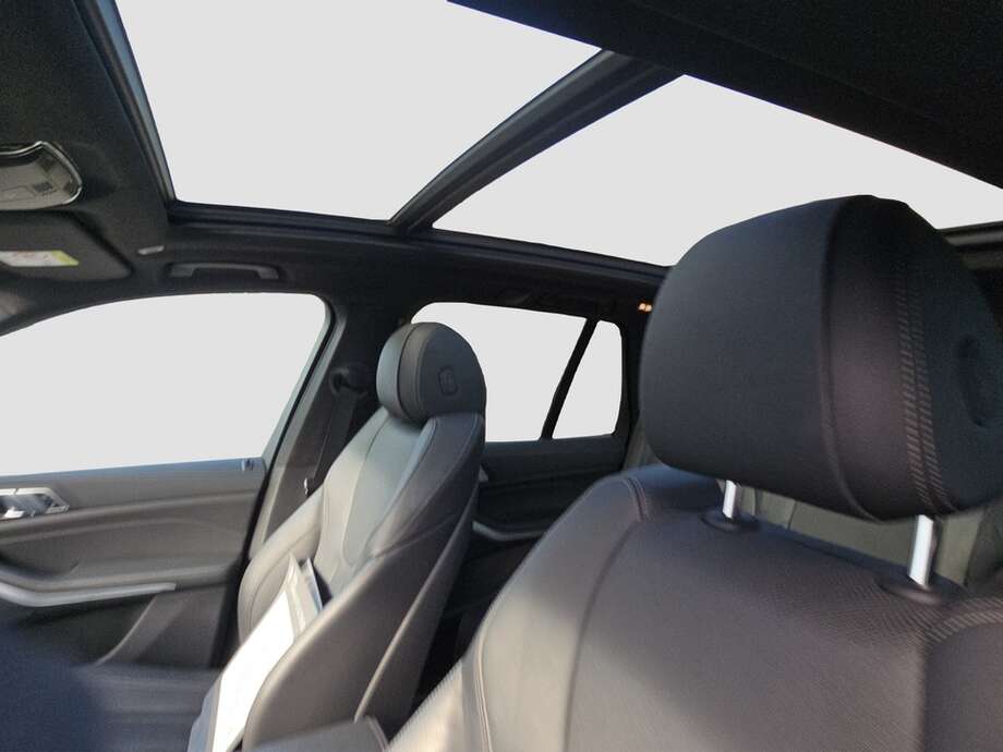 BMW X5 (Bild 11/18)
