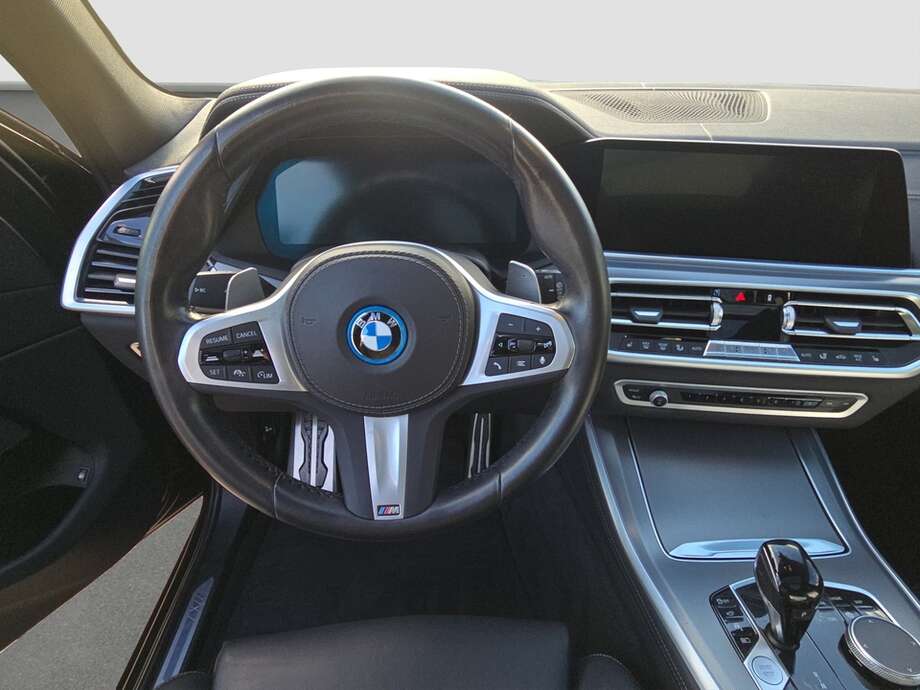 BMW X5 (Bild 12/18)