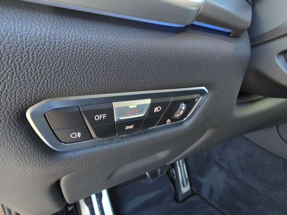 BMW X5 (Bild 17/18)
