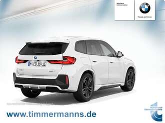 BMW iX1 eDrive20 (Bild 2/5)