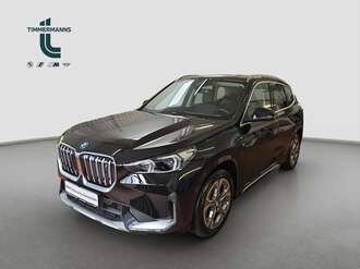 BMW iX1 xDrive30 (Bild 1/2)