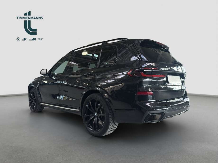 BMW X7 (Bild 3/26)
