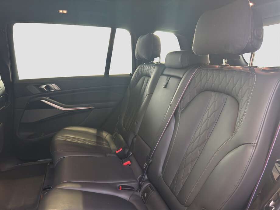 BMW X7 (Bild 14/26)