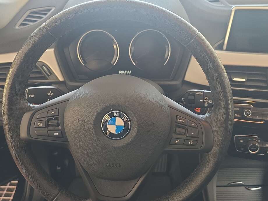 BMW X1 (Bild 11/17)