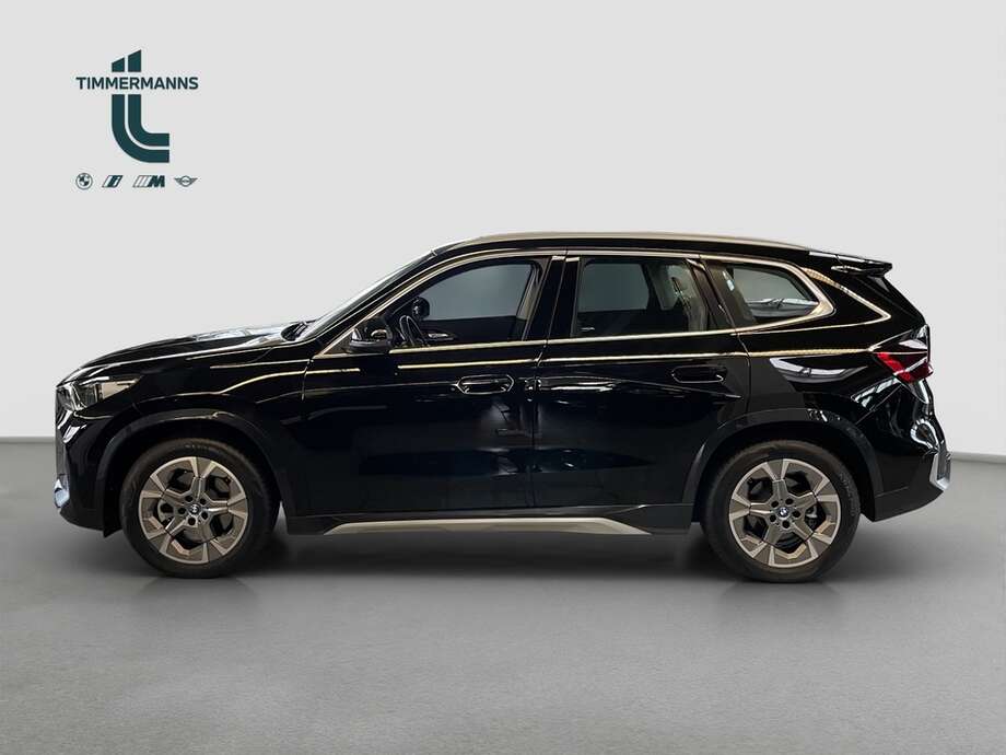 BMW iX1 xDrive30 (Bild 6/15)