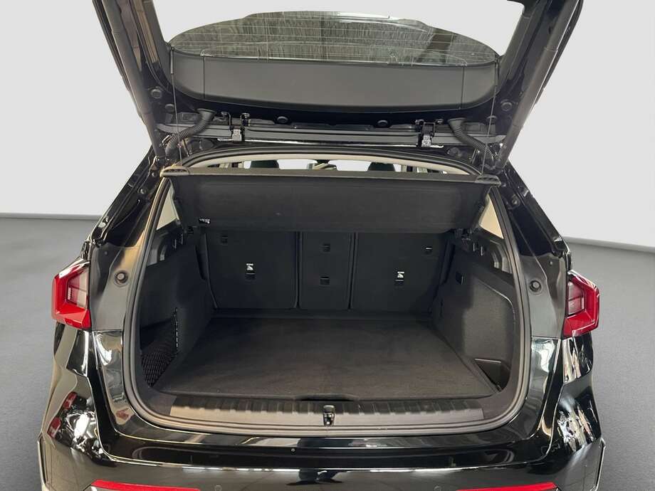 BMW iX1 xDrive30 (Bild 5/15)