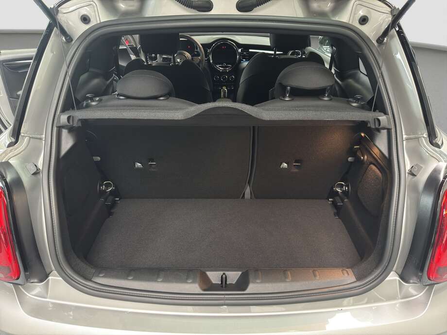 MINI Cooper SE (Bild 7/17)