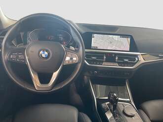 BMW 320i (Bild 3/15)
