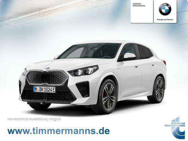 BMW iX2 xDrive30 (Bild 1/15)