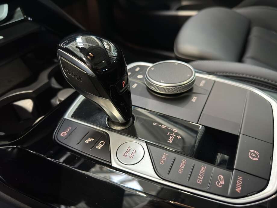 BMW X3 (Bild 9/20)