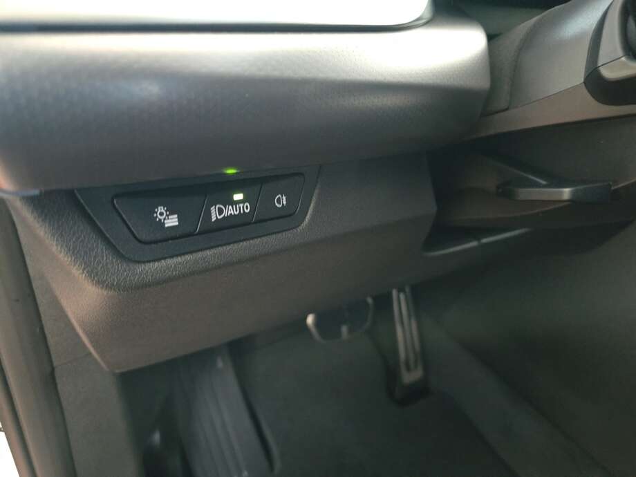 BMW X1 (Bild 10/18)