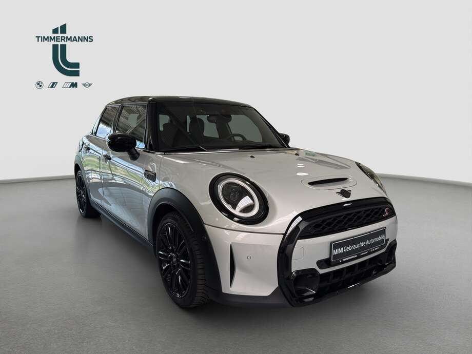 MINI Cooper S (Bild 14/17)