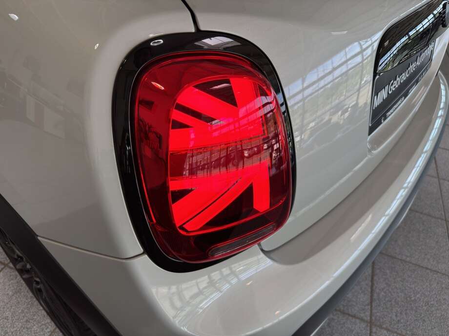 MINI Cooper S (Bild 7/17)