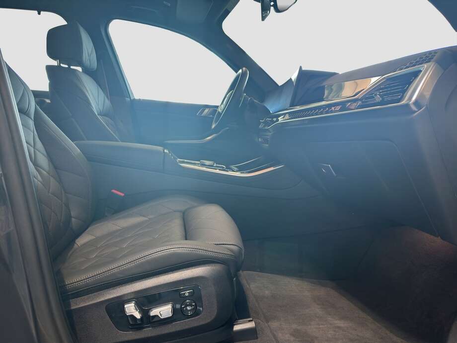 BMW X5 (Bild 8/22)