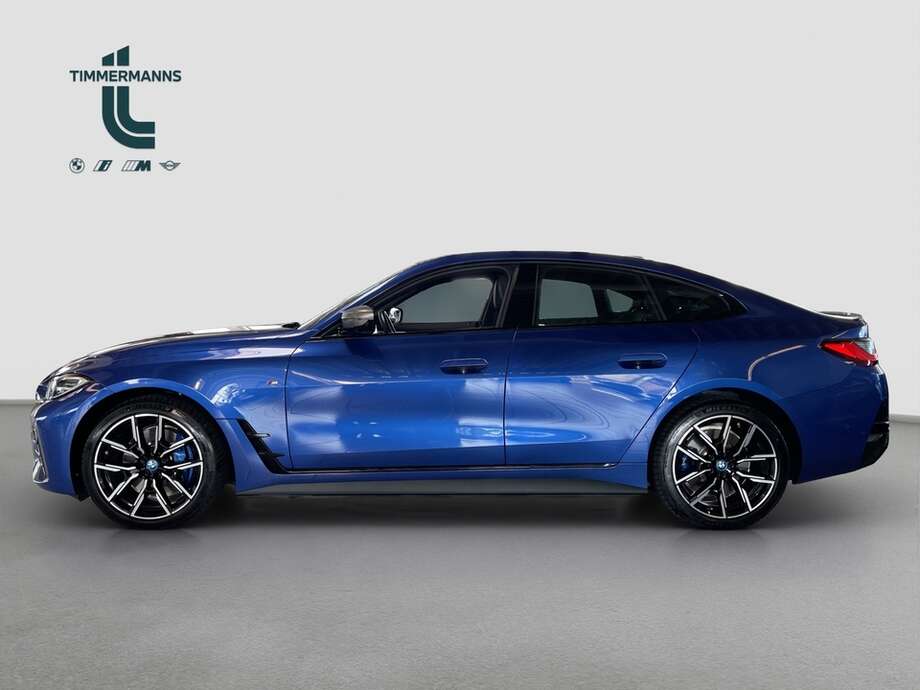 BMW i4 (Bild 10/17)