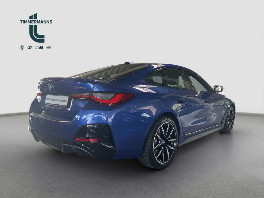 BMW i4 (Bild 13/17)