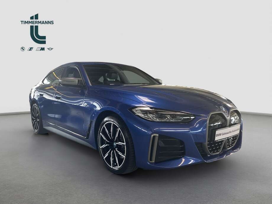 BMW i4 (Bild 15/17)